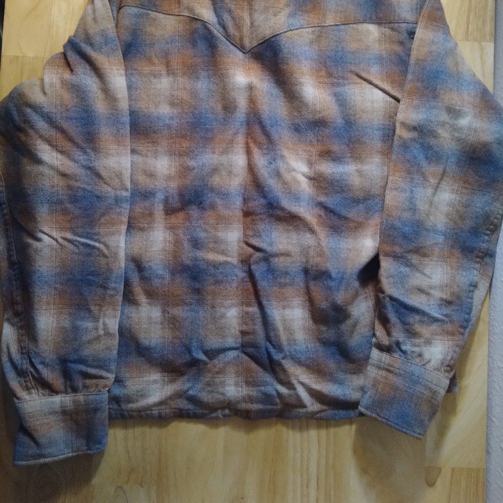 Vintage Pendleton High Grade Western Flannel Wool Button Down Shirt - Picture 6 of 6